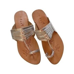 NWOT Indian silver leather sandals Kolhapuri